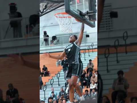 Deshawn Harris-Smith repped the DMV at the Iverson Classic!!