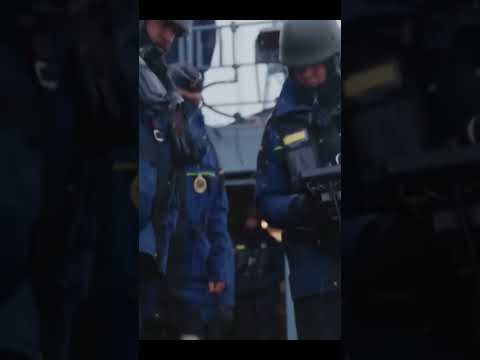 Finlandia incauta un petrolero vinculado a Rusia sospechoso de cortar cables submarinos vitales.