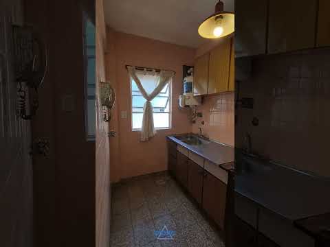 Alquiler Departamento de 2 ambientes con balcón francés Sáenz Peña.