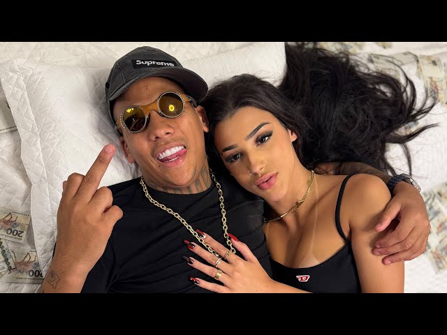 Video zu 'Malvadinho' ansehen Video zu 'Malvadinho' ansehen