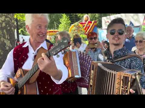 Beim Alpen Adria Hafenfest trafen sich "Die Original Stromlosen" mit dem "Gasper Belaj Trio"!
