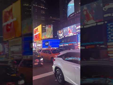 Street surfing New York City w/ @Devante2you - Wednesday Night Skate #rollerskating #rollerblading