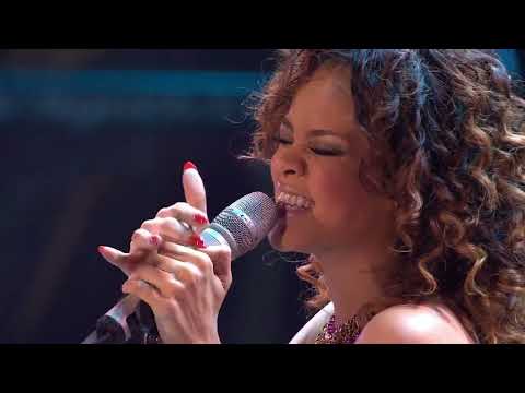Rihanna - California King Bed  LIVE Loud Tour HD 60 FPS