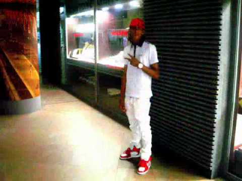 I love the way you lie papiamentu version - Jonge Peque (NLWS) & RT (S.F.K)