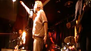 Hothouse Flowers Whelans Dublin - Mimi dreaming Song_Feet on the Ground.MOD