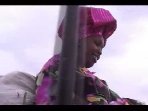 Kunaye Mungu  by Naomi Maina