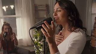 Enregistrer une chanson dans des pices imparfaites avec Ley Line