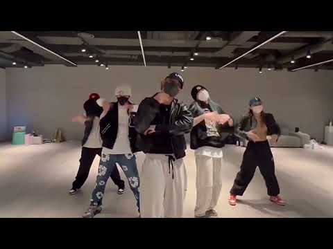 Zoo -  2021 SMTOWN Taeyong , Jeno, Yangyang,  Hendery, Giselle [Dance Practice] With Lyric