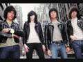 The Ramones - I Can't Make It On Time (Live ...