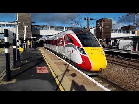 Trains at: Peterborough, ECML, 30/10/21