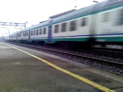 La corsa della E464 sotto la pioggia (Montale 24-12-11).