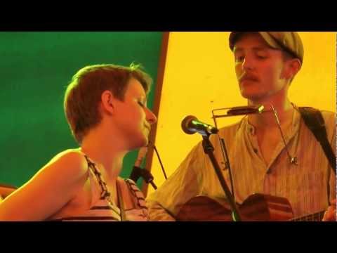 Trevor Moss & Hannah-Lou sing Gypsy Child at Truck Festival 2012