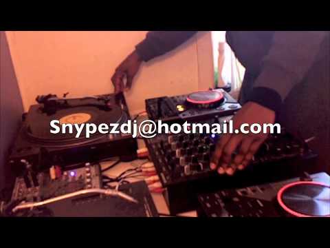 Snypez in old studio doing a quick mix