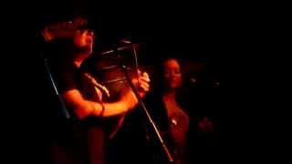 Kelly Hogan - Hole In The Wall