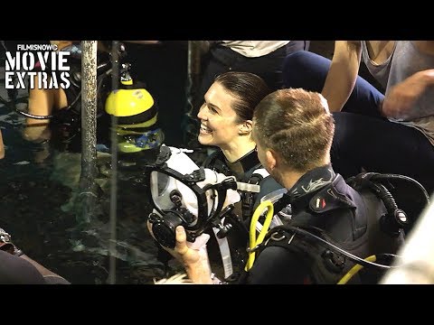 Go Behind the Scenes of 47 Meters Down (2017)