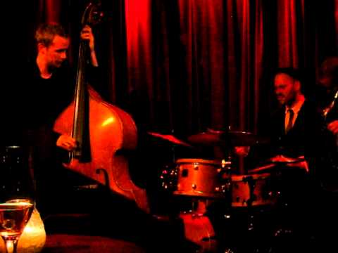 Magnus Hjorth Trio feat. Stephen Riley - Just You Just Me/Evidence