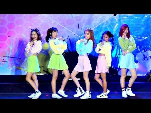 "Chloé" cover "Dumb Dumb+Ice Cream Cake" (Red Velvet) @ "SQ1 Street Cover Dance 2016"