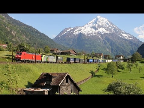Bahnverkehr am Gotthard - AutoSlaap Trein
