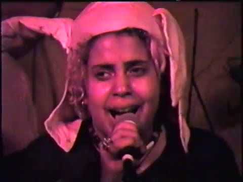 Moldy Peaches - Nothing came out - LIVE in NY - 1999