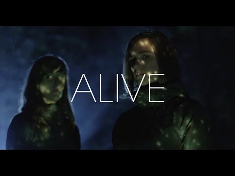 Noa Moon - Alive