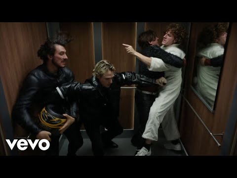 Irama, Rkomi - URLAMI ADDOSSO (Visual)