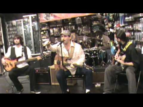 Solaz (with Reese Vega) Live- 