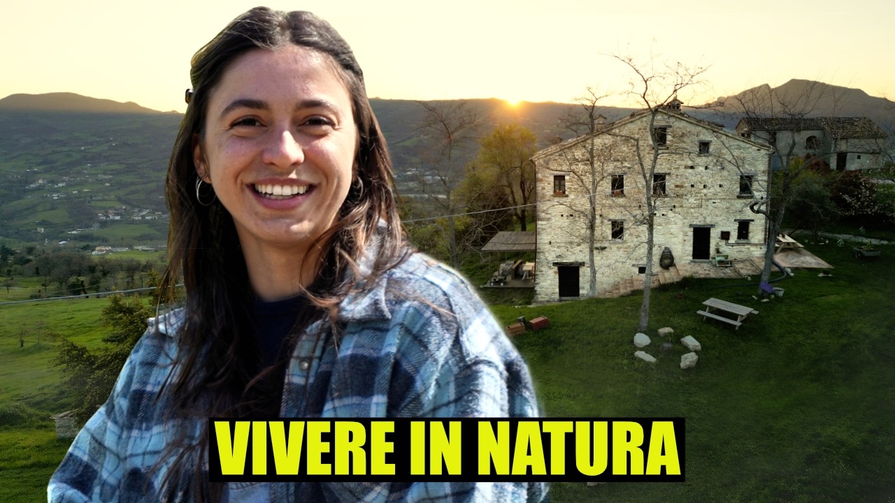 LA RAGAZZA che VIVE da SOLA in un ANTICO CASALE - thepillow