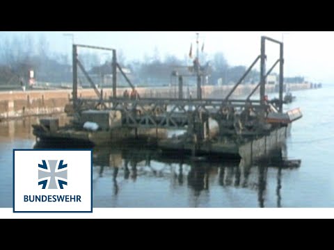 Classix | Schwimmbrücke im Einsatz (1987) | Bundeswehr