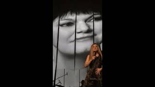 Lara Fabian   camouflage world tour   tu es mon autre hommage à Maurane live in Brussels