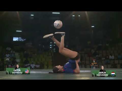 World Freestyle Football Championship 2023 🇰🇪 |  Women's Top 8: Jasmijn vs Caitlyn