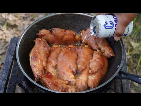 Fried Braised Pig's Trotters | Pigs Feet Braised in Beer | Pork Trotter Cooking and Eating