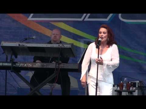 Sheena Easton - For Your Eyes Only - Market Days 2012