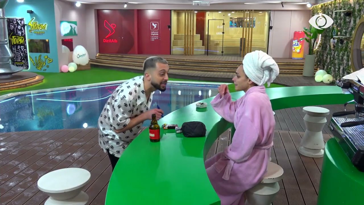 Pas bisedës me Gjestin, Egli largohet, banori e përqafon