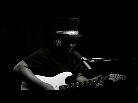 Chris Thomas King - Big Grey Sky (Official Music Video)