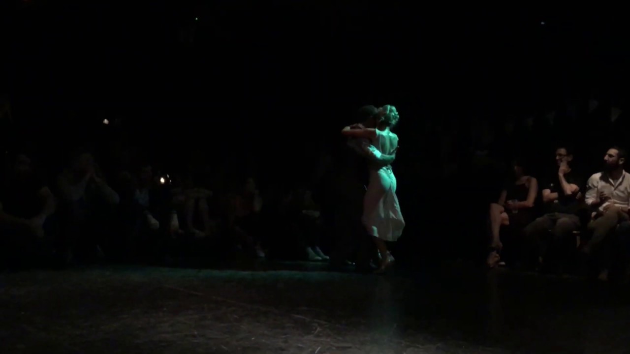 Milonga Sísmica 2019 - Bailan para nosotres Delfina Pissani y Diego Martín Valero, de Tandil!