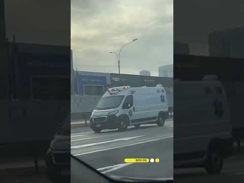 Bus del Metropolitano choca a la altura de la estación México en La Victoria