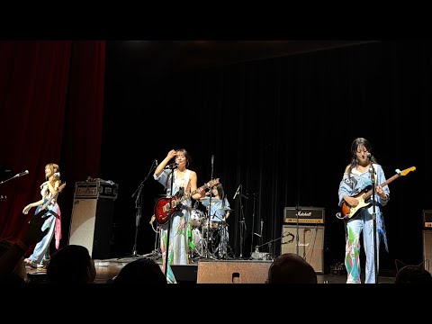 251111 QWER - 별의하모니 (Rockation in Fort Worth)