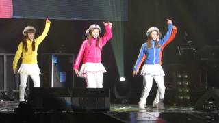 Lonely Christmas(꾸리스마스)-Crayon Pop(크레용팝) Live @ the Concert For the Firemen