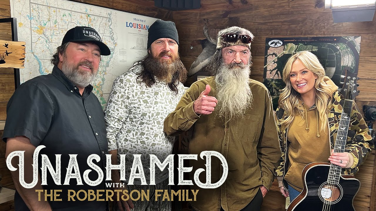 Ep 835 | Jase Earns the Nickname ‘Mr. Romance’ & Phil Gives a Country Singer a Big Thumbs-Up