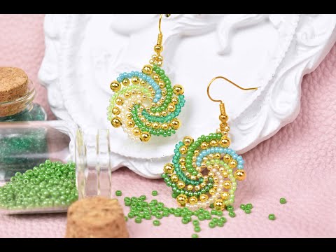 Beebeecraft DIY Green Swirl Beaded Ear Hooks