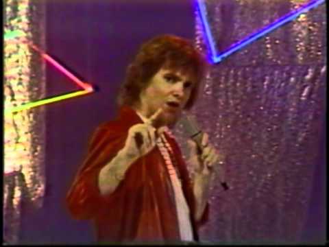 AMORES SECRETOS - MANUEL FERNANDO