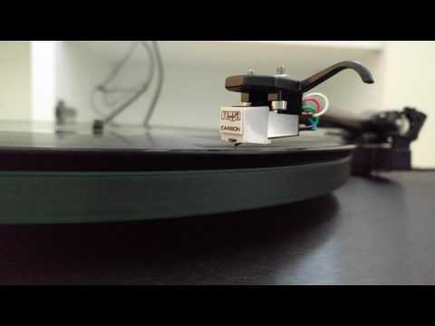 Rega Planar 3, Rega Carbon, Creek cas 4040, B&W speakers