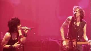 Joan Jett + Against Me! cover &quot;Androgynous&quot; by The Replacements - NYC Terminal 5