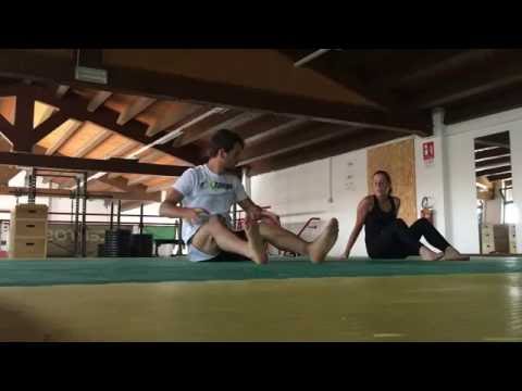 Esercizi per #l'anca e le #ginocchia! Tutto a corpo libero #3