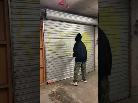 QUICK Graffiti Throwup | BOROE1