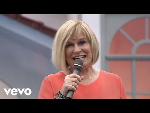 Mary Roos - Discozeitmaschine (ZDF-Fernsehgarten, 02.07.2017)