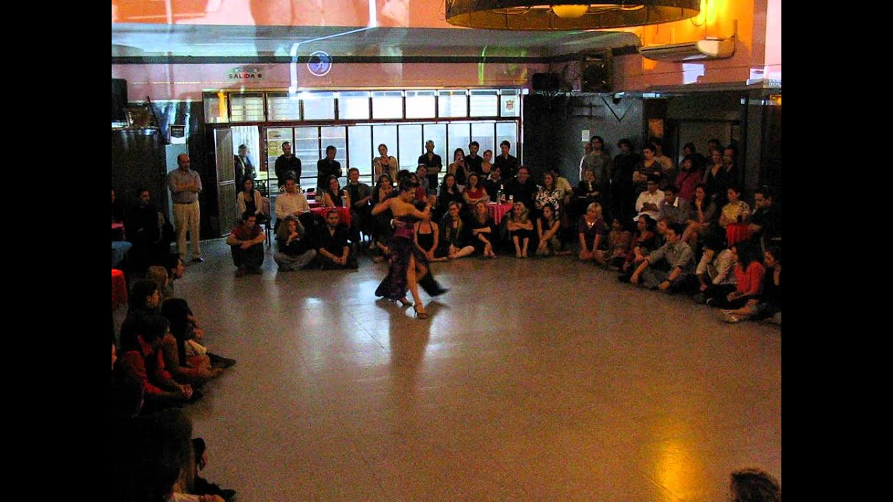 SEBASTIÁN ACHAVAL y ROXANA SUÁREZ  en ¡Viva la Pepa! milonga 1/3