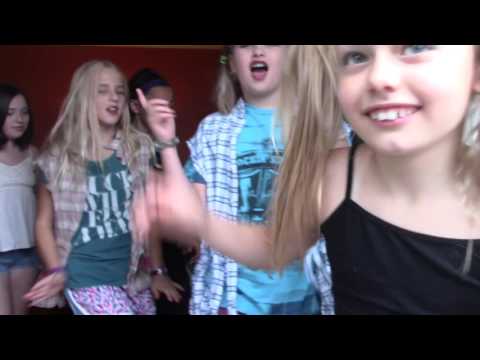 Spice Girls cover video by Miss Leticia Music Summer Camp participants.