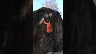 Video thumbnail de Le Lépreux (direct assis), 7b. Fontainebleau