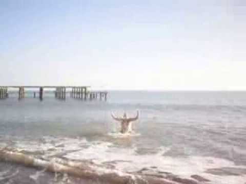 Отель Baia Lara, Анталия, Турция, Средиземное море, День приезда Купание Юхтина Михаила ( Мишико ) в море, 5 января 2014 года